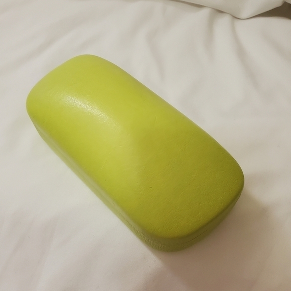 Sunglasses hard protective case container - Picture 3 of 6